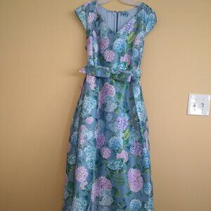 eShakti; Floral Print Crepe Gown; Size 2x/20w; Blue with Pastel Flowers